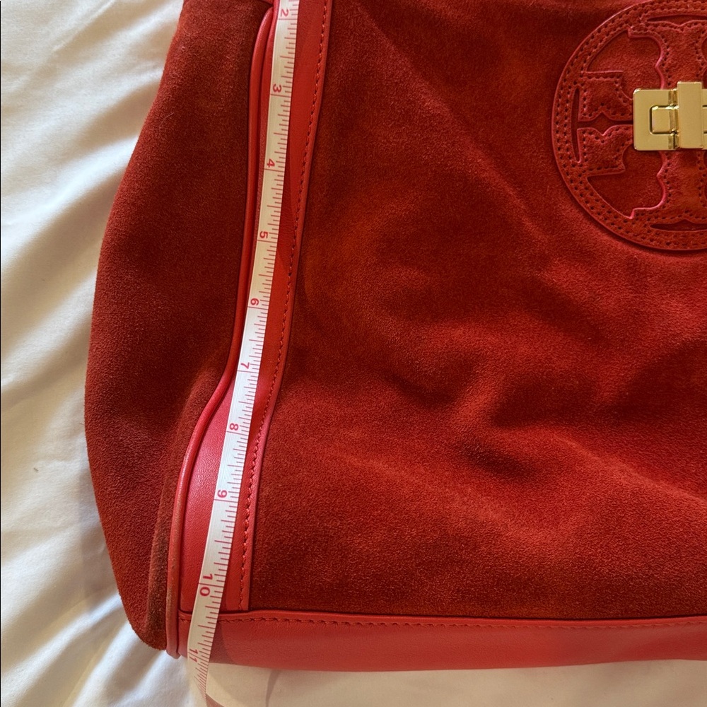 Tory Burch Gloria Satchel & Dust Bag - Picture 10 of 13